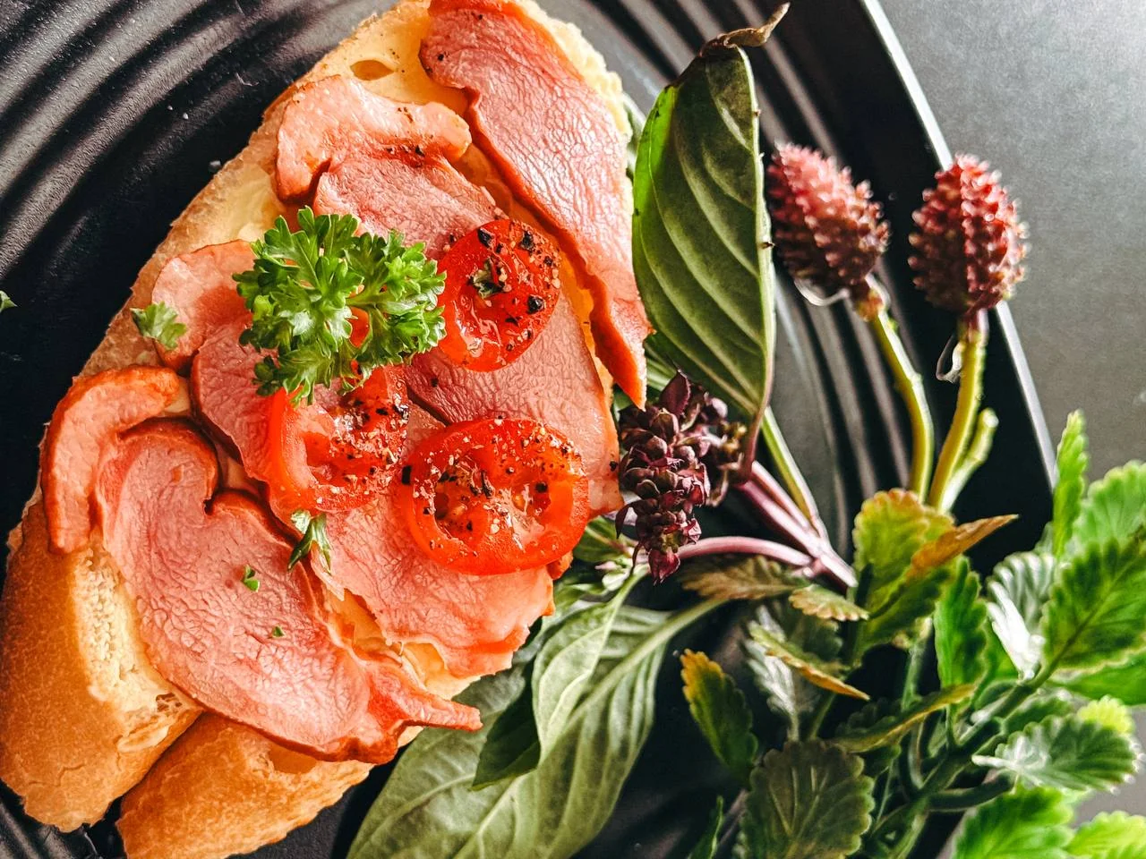 Хрустящие тосты с разными начинками на ваш вкус