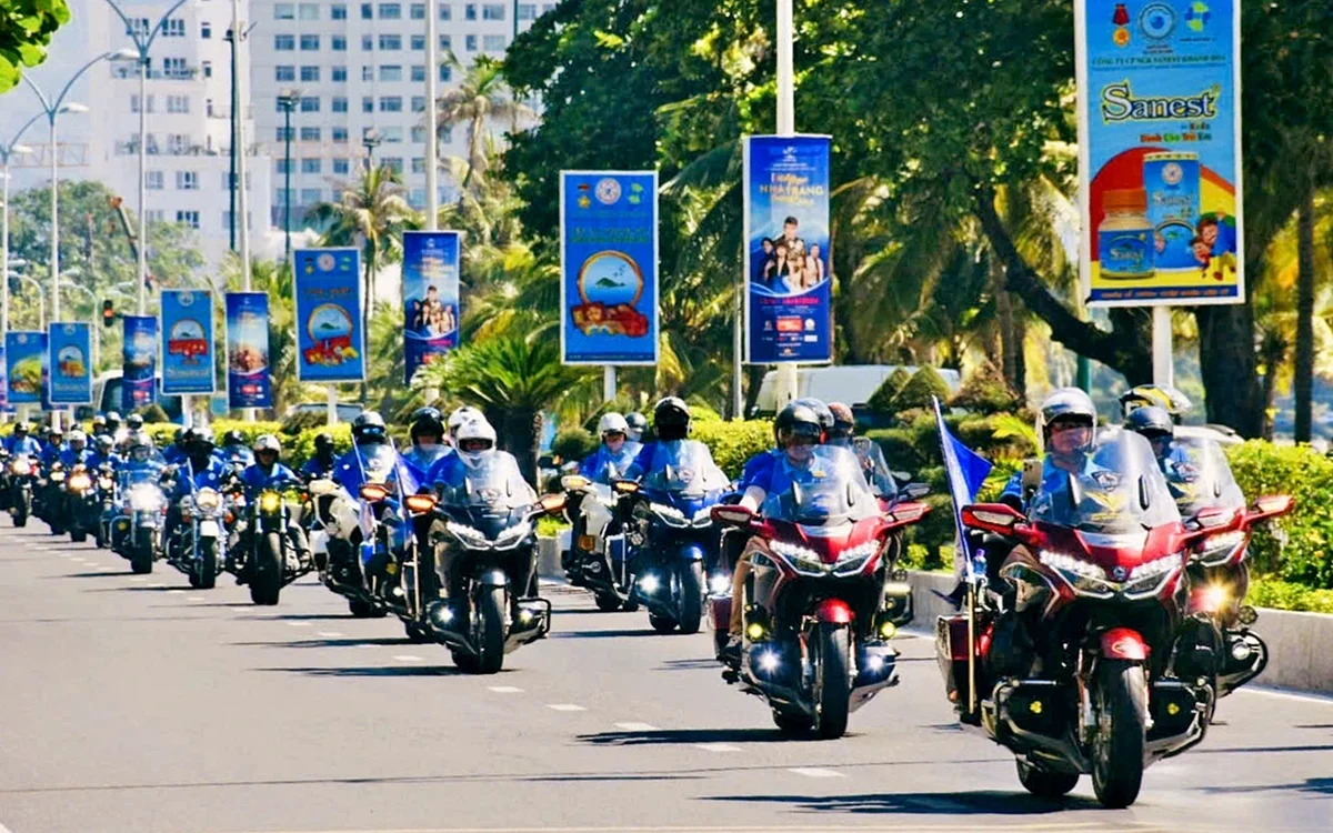 Более 2000 мотоэнтузиастов собрались на Азиатско-Тихоокеанском фестивале мощных мотоциклов в Нячанге