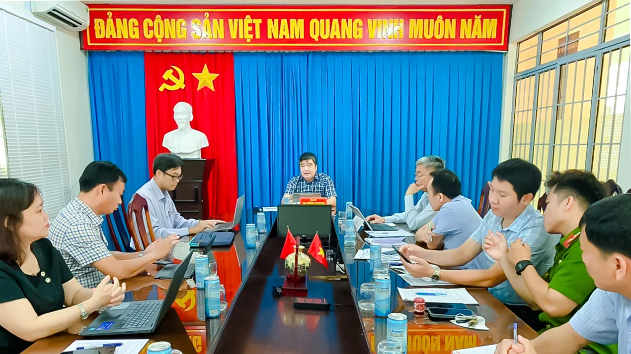 Nha Trang: Решительное устранение случаев нарушения порядка безопасности дорожного движения и эстетики городской среды